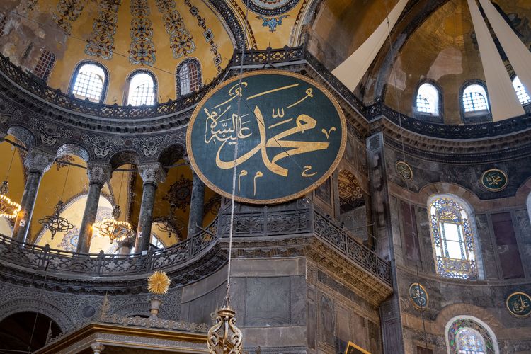 Khutbah Jumat Maulid Nabi, Belajar Menjadi Suami dan Orangtua dari Rasulullah