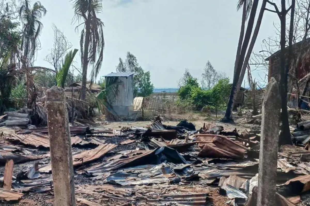 Pertempuran antara militer Myanmar dan Tentara Arakan telah berkecamuk di Negara Bagian Rakhine selama berbulan-bulan.