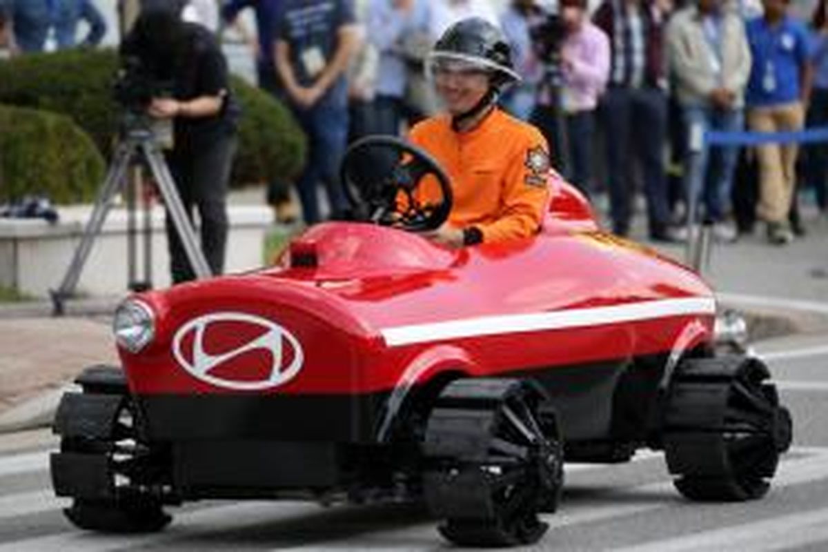 Golden Time Rescue, mobil ini diciptakan untuk dalam bencana alam.