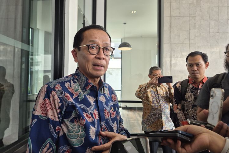 Kepala Eksekutif Pengawas Perbankan OJK Dian Ediana Rae saat ditemui di Perbanas Institute Jakarta, Selasa (2/6/2026).