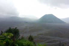 Bandara Abdulrachman Saleh Tidak Terdampak Erupsi Gunung Bromo