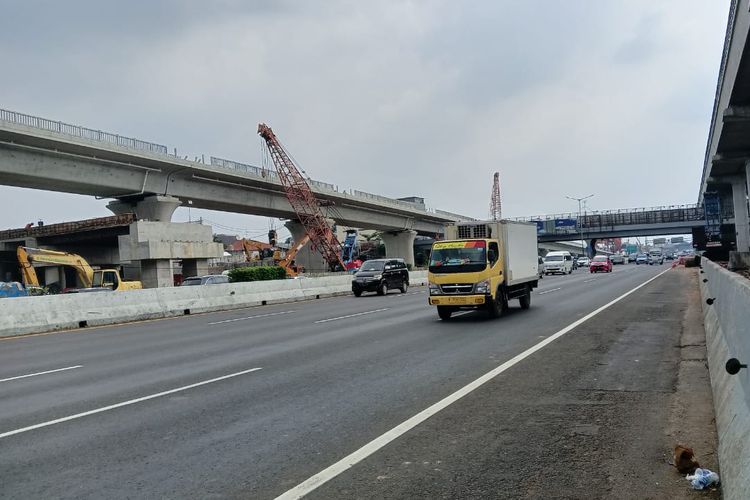 Jasa Marga akan menerapkan pengaturan lalu lintas seiring adanya pekerjaan erection duplikasi overpass Antelope KM 06+145 pada ruas Tol Jakarta-Cikampek.