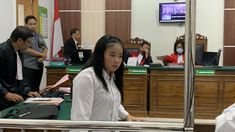 Demi iPhone 13, Perempuan di Surabaya Gelapkan DP Box Moge Belasan Juta 