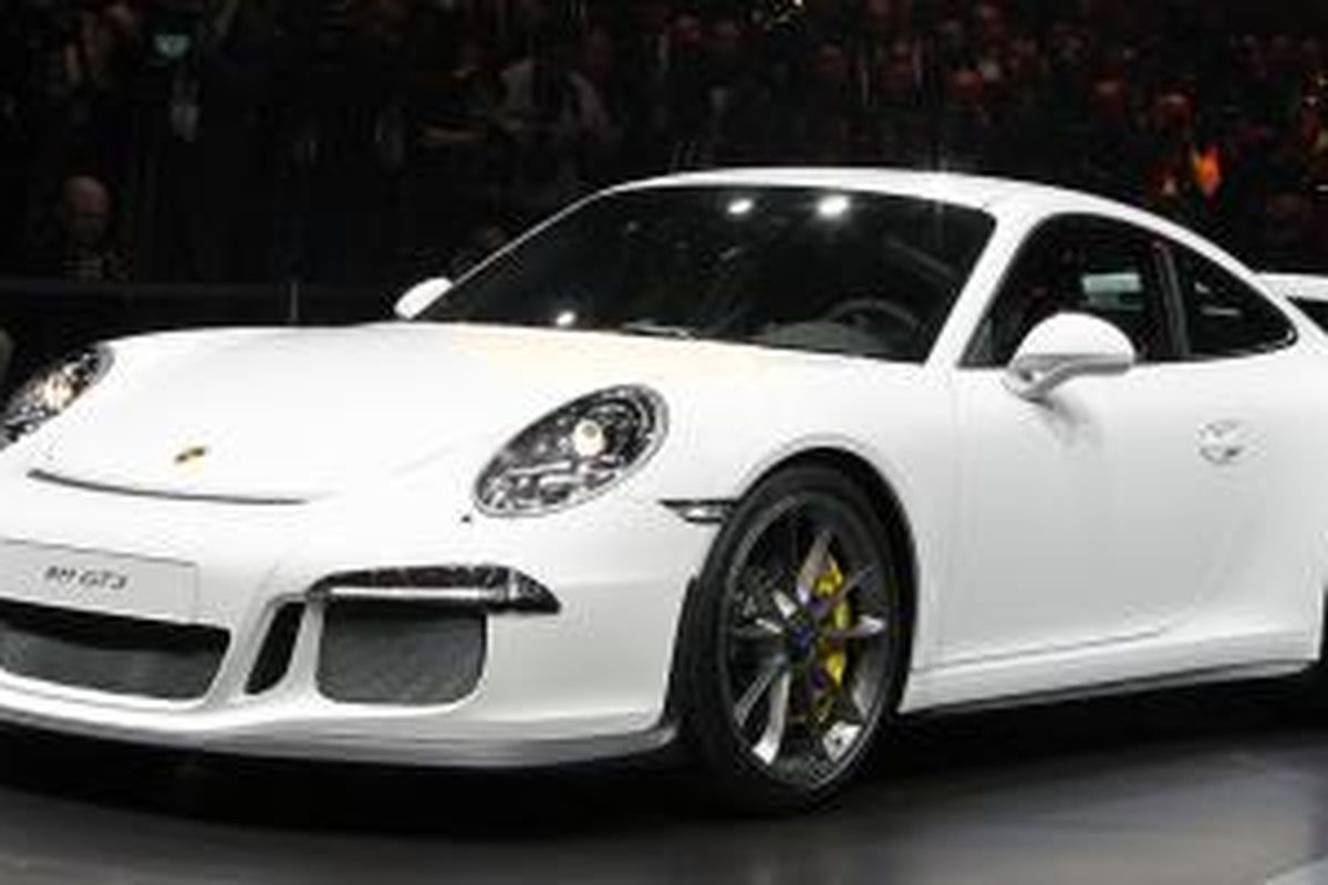 Porsche 911 GT3 di Geneva Motor Show 2013