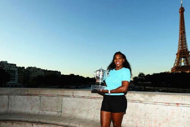 Serena Williams dan trofi Perancis Terbuka