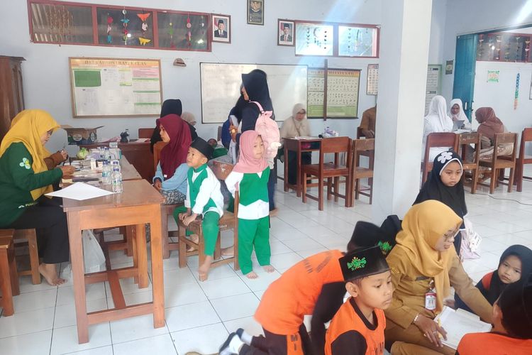 SPPG Kaliboto 2 Angkat Bicara soal Dugaan Keracunan MBG di Kecamatan Bener, Janji Skrining Kesehatan
