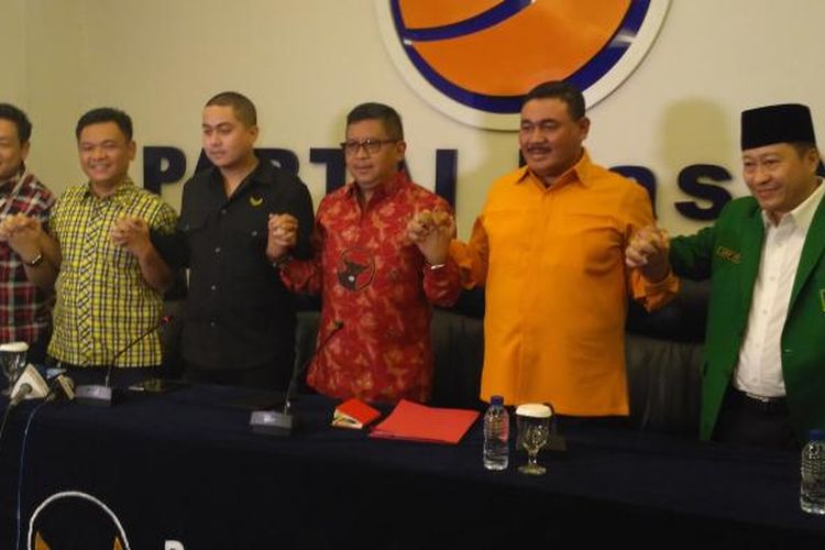 Dari Kanan ke kiri: Wakil Ketua Umum PPP Humprey Djemat, Wakil Ketua tim pemenangan Muhammad Sangaji, Sekretaris Jenderal PDI-P Hasto Kristiyanto, Sekretaris DPW DKI Jakarta Partai Nasdem Wibi Andriano, Sekretaris tim pemenangan TB Ace Hasan Syadzily, dan Bendahara tim pemenangan Charles Honoris