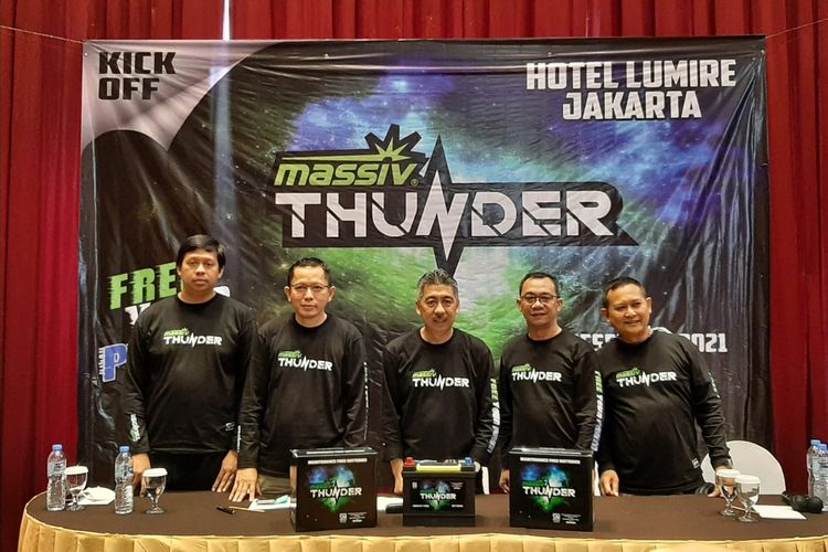 Kick off Aki Massiv Thunder