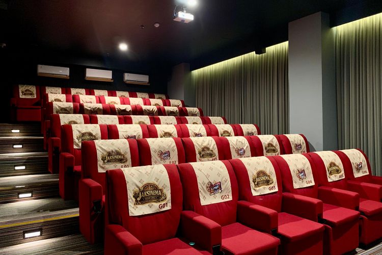 Cerita Warga Jakarta Berburu Tiket Bioskop Mini Pasar Rumput, Ada yang Kehabisan