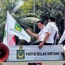 Naik Mobil Komando, Yusril Daftarkan Bacaleg PBB ke KPU