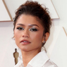 Tiru Gaya Make Up Selebritas Hollywood di Oscar, Siapa Paling Memukau?