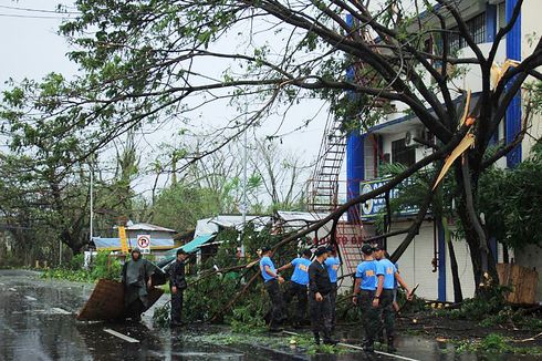 Topan Kammuri Mendarat di Filipina, 2 Orang Tewas