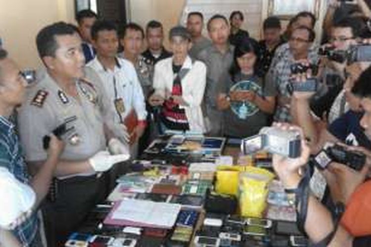 Kapolres Bengkulu, AKBP. Ardian Indra Nurinta dalam konfrensi pers pasca kericuhan di Lapas Bentiring