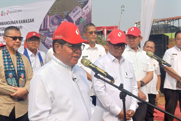 Pramono Akan Tindak Pembuang Sampah di Pesisir Muara Baru Jakut