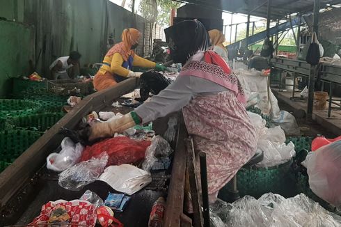 Melihat Pengelolaan Sampah di 6 Desa Pesisir Banyuwangi, Bernilai Jual hingga Untungkan Warga Sekitar