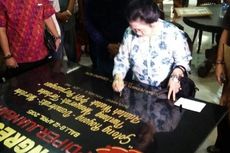 Megawati Tanda Tangani Prasasti di Museum Bung Karno