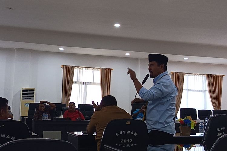 Manokwari Kesulitan Bayar Upah Nakes, Sekda: Pusat Cekik Kita Punya Leher