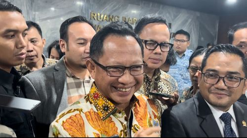 Kemendagri Setuju Bansos Dihentikan Sementara sampai Pilkada Selesai, Jamin Netralitas?