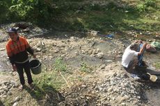 Korban Gempa Palu Kesulitan Air, Terpaksa Minum, Mandi, dan Cuci di Sungai 