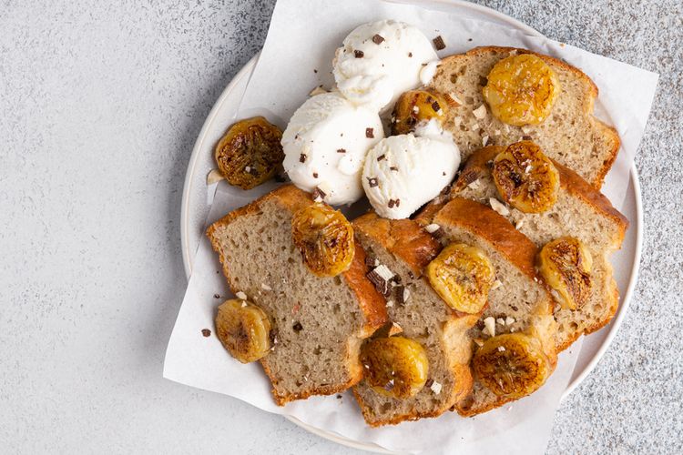 Resep Banana Bread Kacang dengan Es Krim, Camilan Kekinian