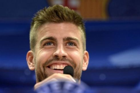 Pique Alergi Pakai Jersey Real Madrid