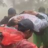 Pendaki Berbobot 100 Kg Jatuh di Gunung Lawu, Ditandu 20 Relawan Bergantian
