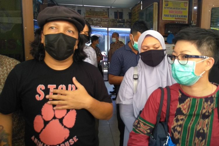 Ketua Animal Defenders Indonesia Doni Herdaru 