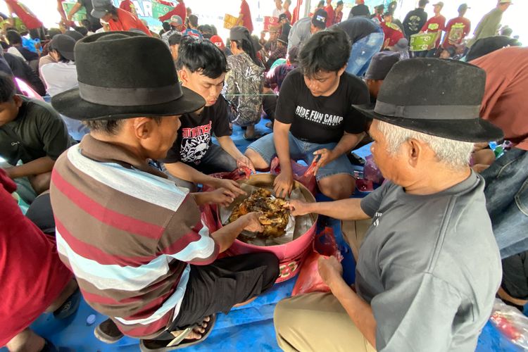Merawat Tradisi Tenongan di Desa Malang Semirang Indramayu yang Dulunya Utusan Keraton Kesepuhan Cirebon