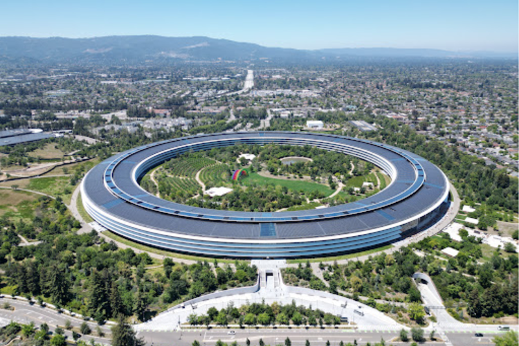 Kantor Pusat Apple atau Apple Park di Cupertino, Amerika Serikat, yang berada dalam kawasan Silicon Valley.