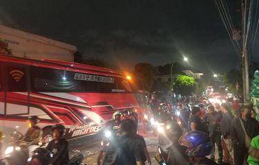 Suasana jalan setelah kericuhan dua kelompok dibuka, Minggu (4/6/2023)