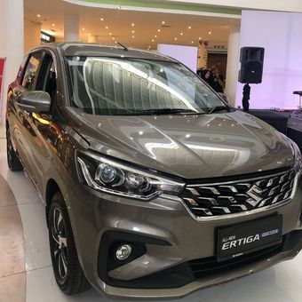 Suzuki Ertiga Hybrid di Jawa Tengah 