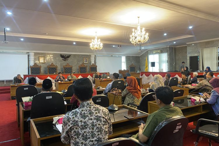 Suasana audiensi pengurus BMPS dengan DPRD Kota Sukabumi yang diwakili Komisi III