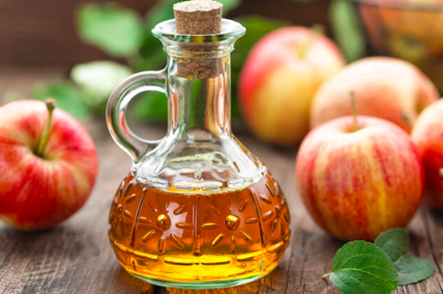 Mengatasi Asam Lambung dengan Cuka Apel, Efektifkah?