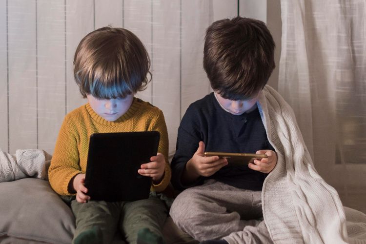 Orangtua Resah Gim Anak Disusupi Orang Dewasa, Dukung PP Tunas Perketat Pengawasan