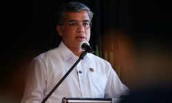 Kado May Day 2026, Menaker Pastikan Pekerja di Kapal Dapat Hak Standar Internasional