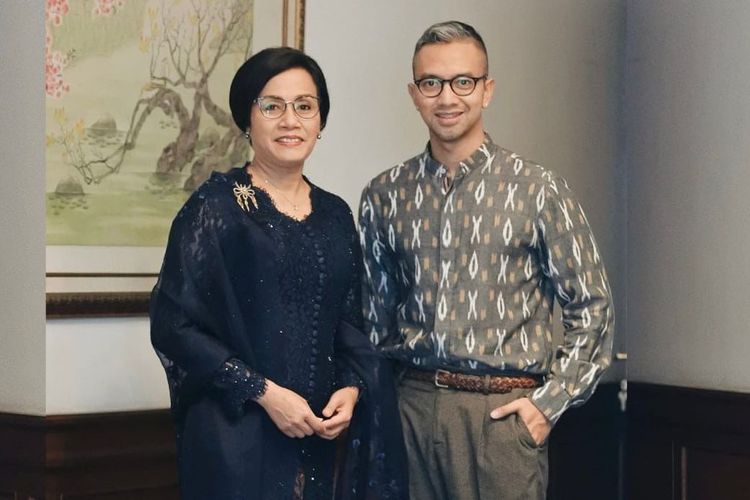 Sri Mulyani selalu tampil berkarisma dalam balutan busana karya Didiet Maulana. Rahasianya bukan sekadar gaya, tapi kenyamanan dan sentuhan wastra.