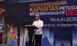 Apresiasi Menaker Hanif Terhadap Kinerja Petugas Desmigratif