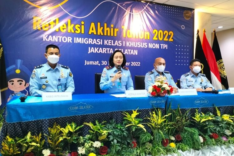 Kantor Imigrasi (Kakanim) Kelas I Jakarta Selatan mencatat ada 79 Warga Negara Asing dideportasi sepanjang tahun 2022. 
