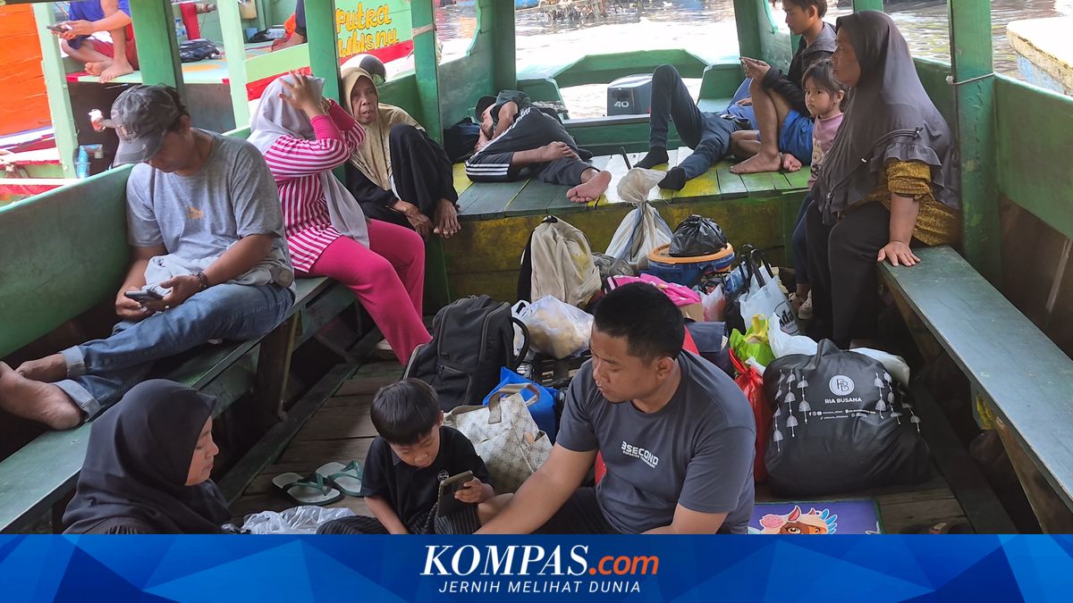 Mudik Naik Perahu Kayu ke Bekasi: Cuma Rp 25.000, tapi Taruhan Nyawa ~WR

Klik untuk baca: