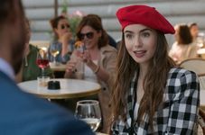 “Emily in Paris”, a Netflix Hit Series Teeming with French Clichés