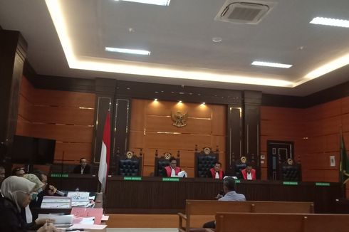 Sidang Korupsi KONI Padang, Hakim Pertanyakan Adanya Rangkap Jabatan KONI dan PSP