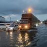 Banjir Rob Genangi Pantura Demak Malam Ini, Lalu Lintas Padat Merayap