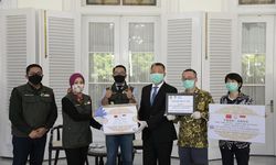 Ridwan Kamil: Berdonasi dan Berdiam di Rumah adalah Bentuk Bela Negara