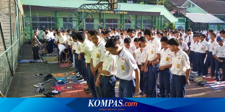 Doa Dan Tangis Untuk Siswi Yang Tewas Di Drainase Smp Tasikmalaya Halaman All Kompas Com