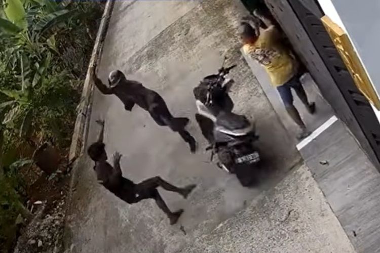 Kepergok Bobol Rumah di Depok, Perampok Acungkan Pistol ke Warga