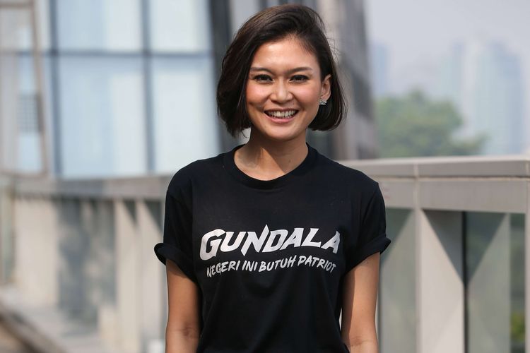 Aktris Marissa Anita berperan sebagai Ibu Sancaka dalam film Gundala saat promo film di Kantor Redaksi Kompas.com di Menara Kompas, Jakarta, Kamis (20/6/2019). Film Gundala akan tayang di bioskop mulai 29 Agustus 2019.