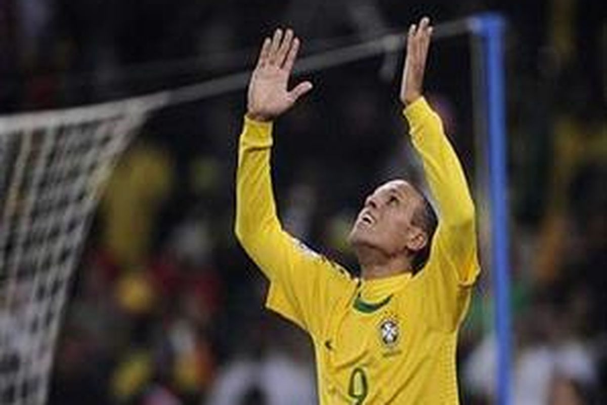 Striker Brasil, Luis Fabiano.