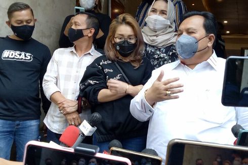 Orangtua Dilaporkan ke Polisi, Ayu Ting Ting Beri Klarifikasi