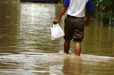 Hujan Deras, 4 Ruas Jalan di Jakarta Tergenang Banjir hingga 55 Cm