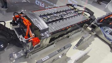 [POPULER OTOMOTIF] Harga Terbaru Baterai Mobil Hybrid Toyota, Tes Jaecoo J8 SHS Ardis